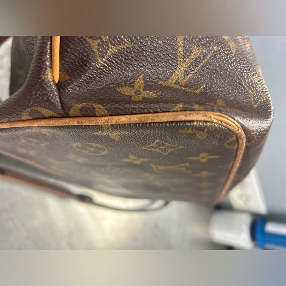 Louis Vuitton Monogram Palermo PM 
2-way shoulder bag. - Picture 13 of 14